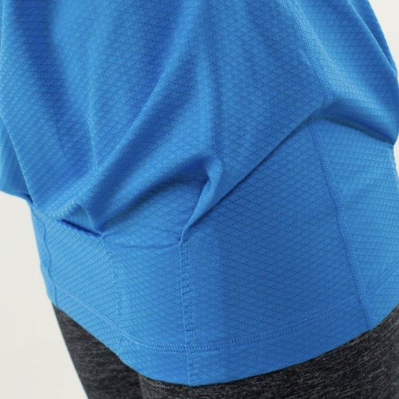 Lululemon CYB tank cornflower/wee from space October inkwell size 8 - Picture 5 of 10